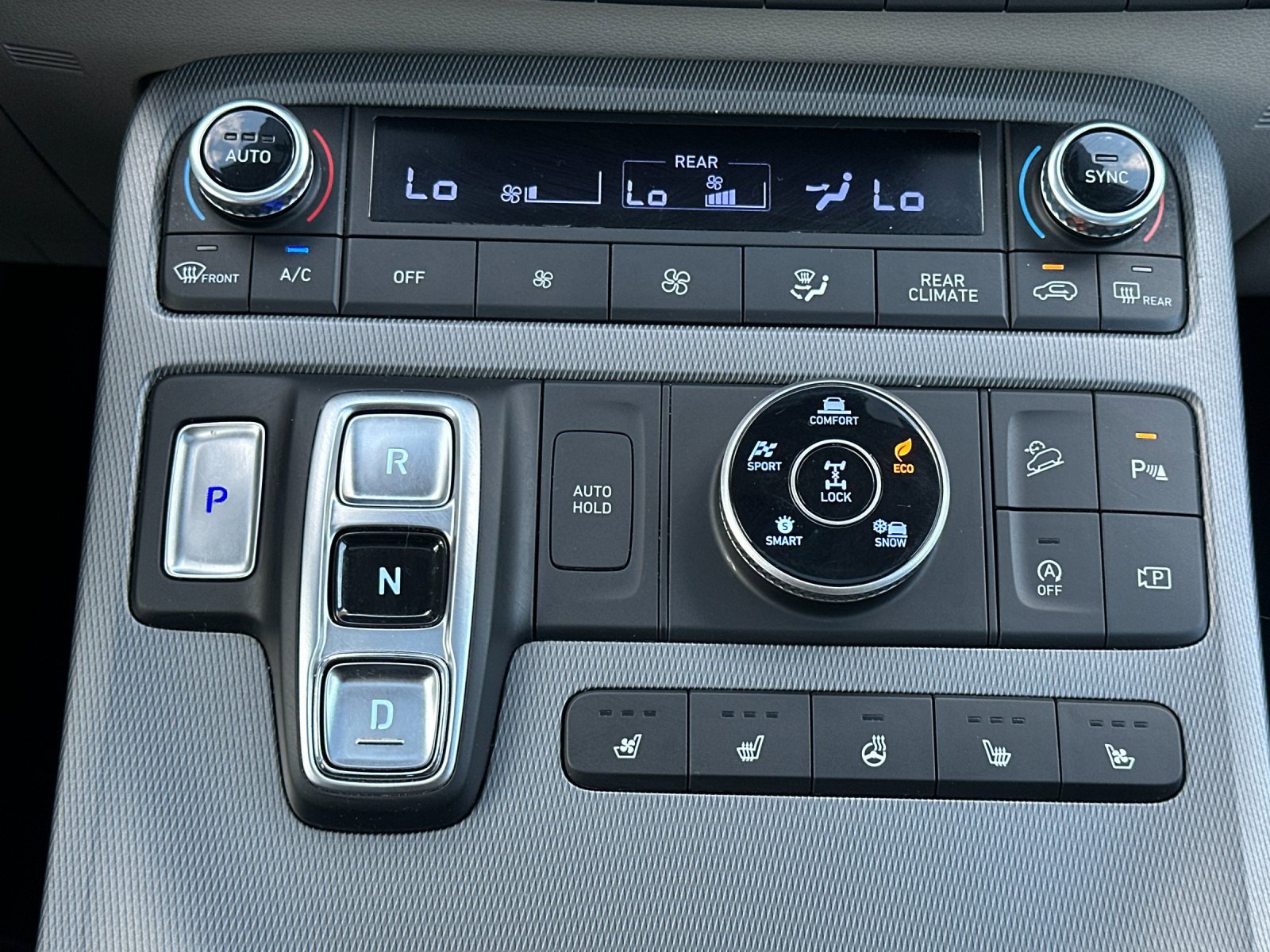Used 2023 Hyundai Palisade Limited AWD/4WD image 25