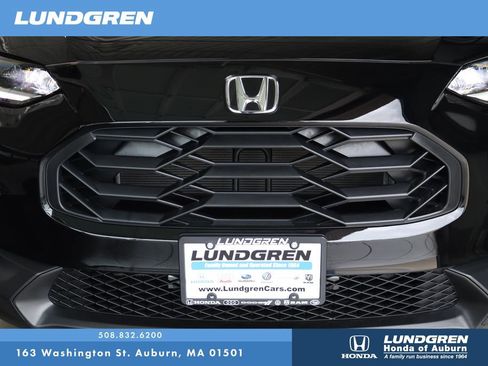 Used 2025 Honda HR-V Sport image 31