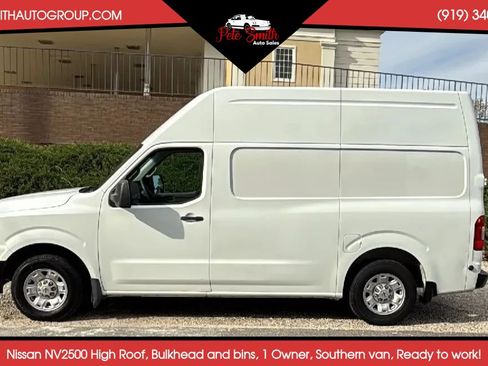 Used 2014 Nissan NV 2500 SV w/ Side & Curtain Airbag Package image 1