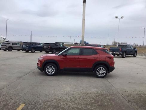 New 2026 Chevrolet TrailBlazer LS w/ LS Convenience Package image 2