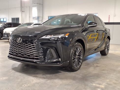 New 2026 Lexus RX 450h AWD image 3
