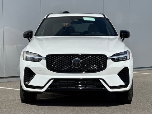 New 2026 Volvo XC60 T8 Plus w/ Protection Package Premier image 8