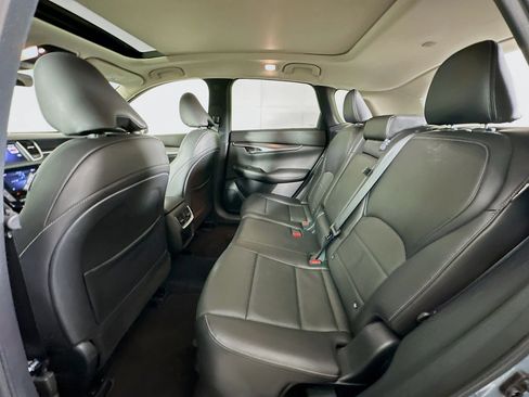 Used 2023 INFINITI QX50 Luxe image 26