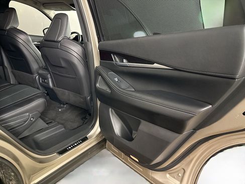 Used 2025 INFINITI QX60 Sensory w/ Vision Package AWD/4WD image 51