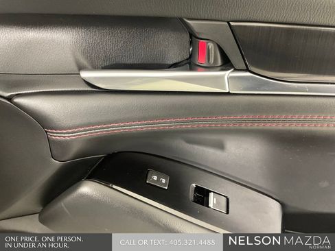 Used 2021 MAZDA MAZDA6 Carbon Edition FWD image 22