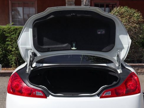 Used 2015 INFINITI Q60 Sport Limited image 8