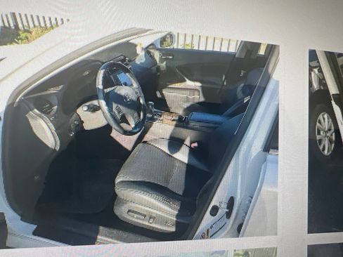 Used 2010 Lexus IS 250 RWD image 14