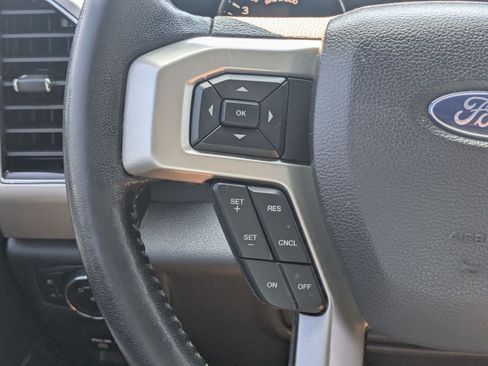 Used 2020 Ford F150 Lariat w/ FX4 Off-Road Package AWD/4WD image 20