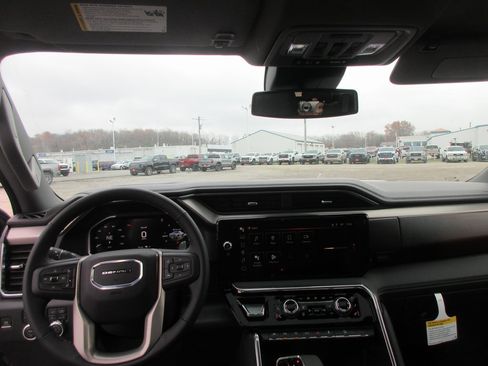 New 2026 GMC Sierra 1500 Denali image 17