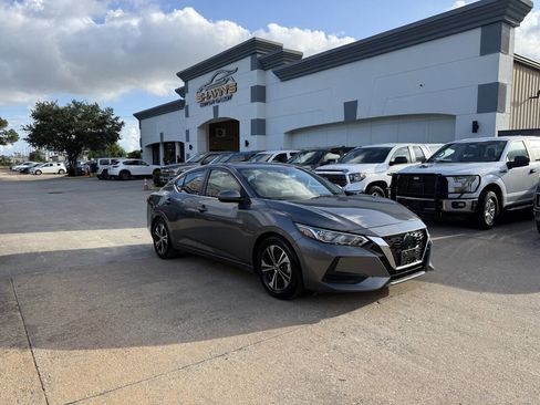 Used 2022 Nissan Sentra SV FWD image 40