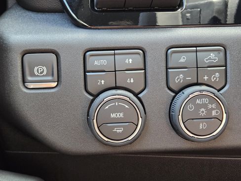 New 2026 Chevrolet Silverado 1500 LTZ w/ Technology Package image 17