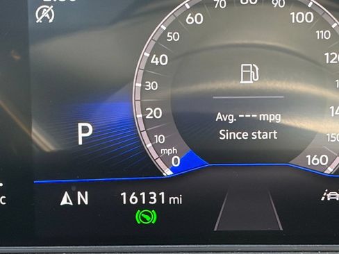 Used 2026 Volkswagen Taos SE FWD image 11