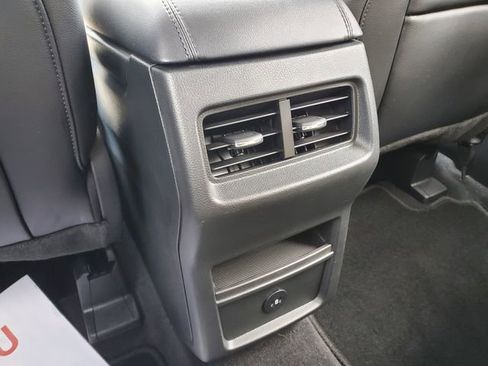 Used 2023 Ford Edge SEL AWD/4WD image 26