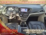 Used 2022 Chrysler Pacifica Touring-L image 4