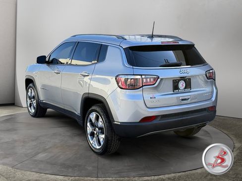 Used 2019 Jeep Compass Limited AWD/4WD image 5