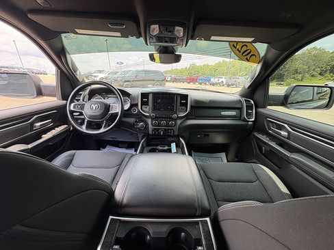 Used 2022 RAM 1500 Big Horn AWD/4WD image 21