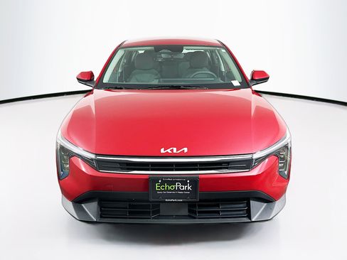 Used 2025 Kia K4 FWD image 2