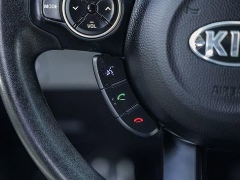 Used 2015 Kia Soul image 24