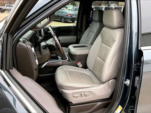 Used 2021 GMC Sierra 1500 SLT image 32