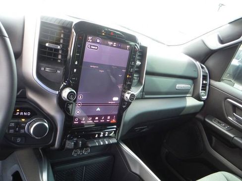Certified 2026 RAM 1500 Big Horn AWD/4WD image 35