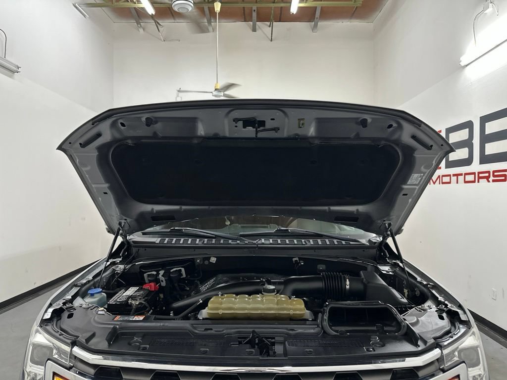 Used 2021 Ford Expedition XLT RWD image 5