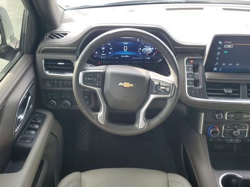 Used 2024 Chevrolet Tahoe LT w/ LT Signature Package image 20