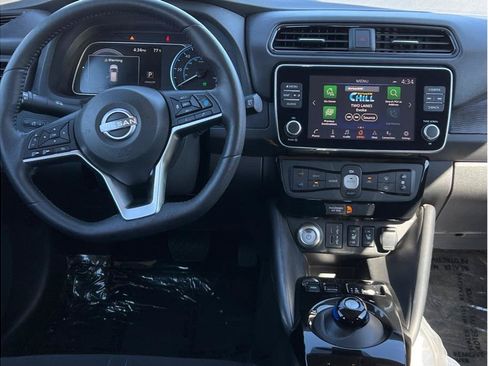 Used 2024 Nissan Leaf SV Plus FWD image 11