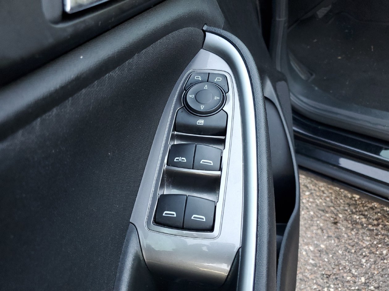 Used 2025 Chevrolet Malibu LT FWD image 18