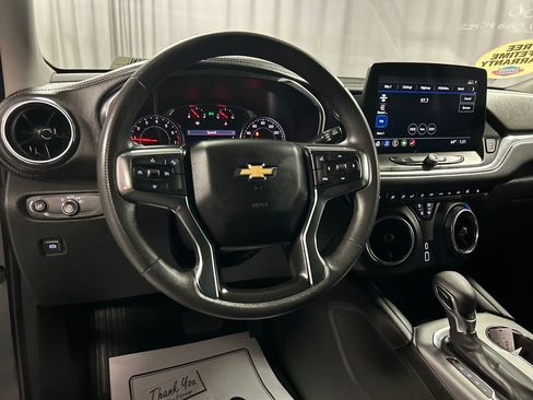 Used 2025 Chevrolet Blazer LT AWD/4WD image 15