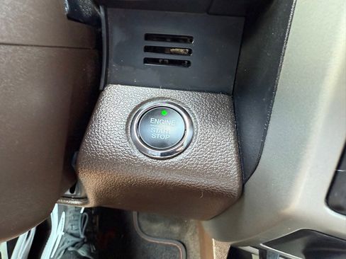 Used 2018 Ford F150 King Ranch w/ Equipment Group 601A Luxury image 31