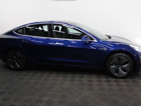 Used 2018 Tesla Model 3 Long Range image 4