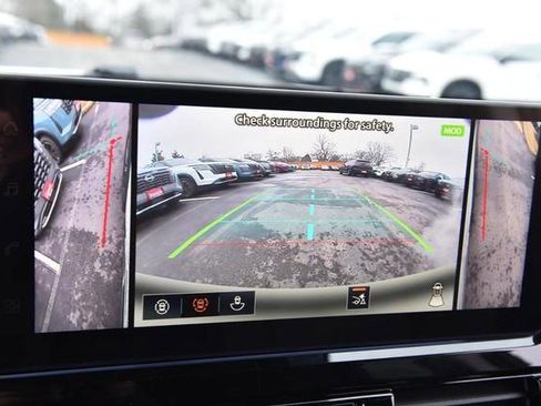 New 2026 Nissan Pathfinder Platinum image 15