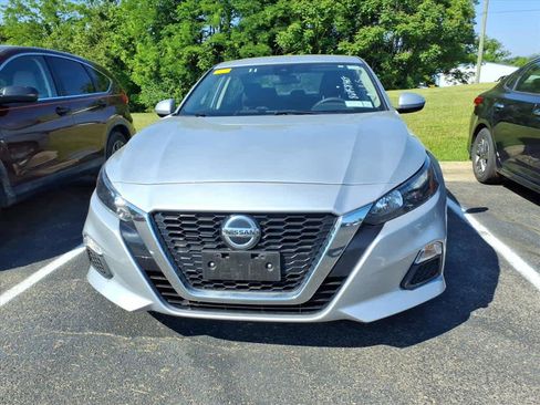 Used 2022 Nissan Altima 2.5 S FWD image 9