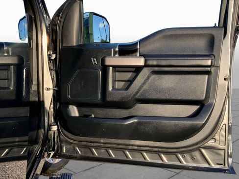 Used 2020 Ford F150 Platinum w/ Equipment Group 701A Luxury AWD/4WD image 23