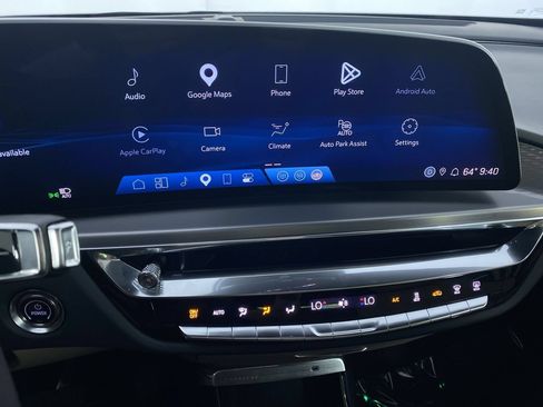 Used 2024 Cadillac Lyriq Luxury w/ Nappa Leather Package AWD/4WD image 5
