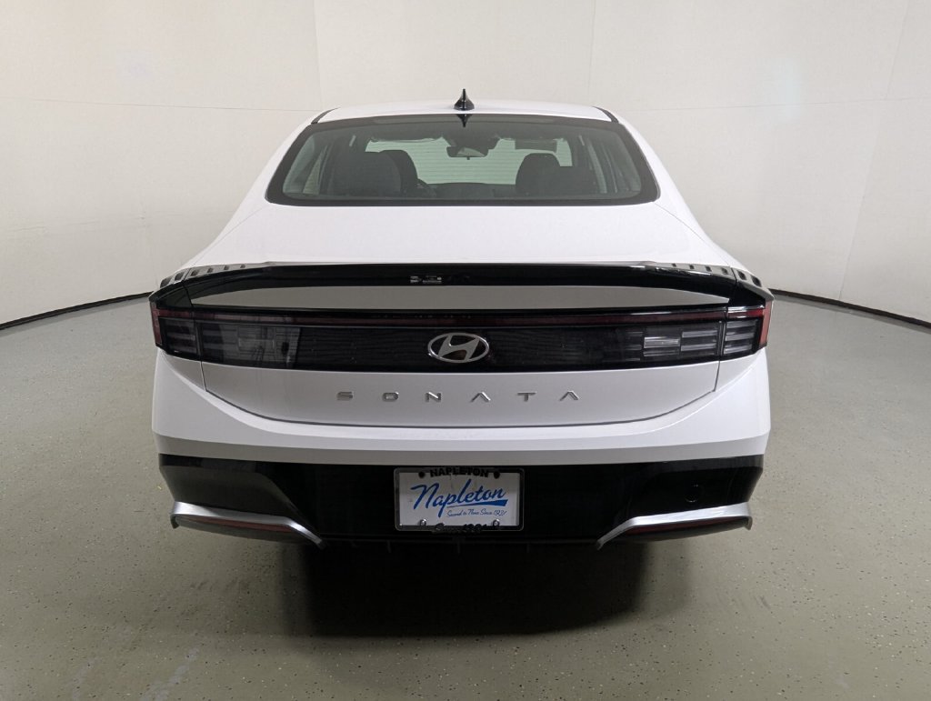 New 2026 Hyundai Sonata SEL FWD image 6