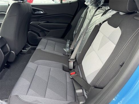 New 2026 Chevrolet Trax RS image 9