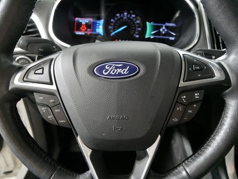 Used 2017 Ford Edge Titanium w/ Equipment Group 301A AWD/4WD image 25