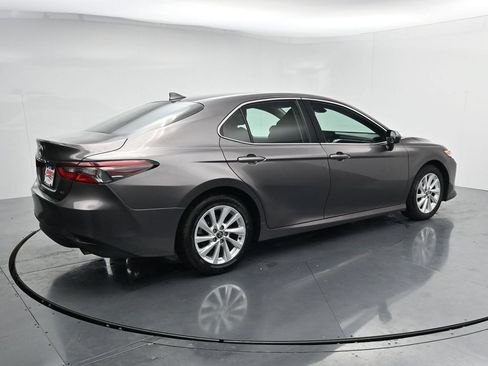 Used 2024 Toyota Camry LE FWD image 8