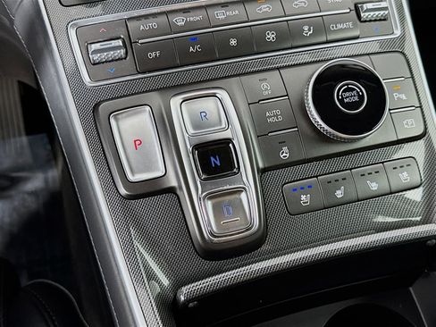 Used 2022 Hyundai Santa Fe Limited w/ Winter Weather Package image 20