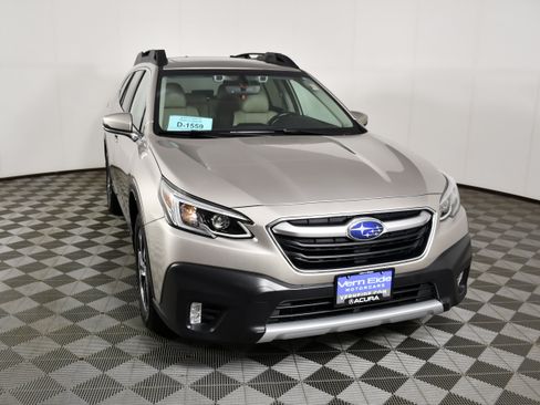 Used 2020 Subaru Outback Limited AWD/4WD image 3