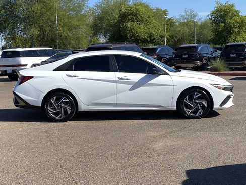 Certified 2025 Hyundai Elantra Sport image 2