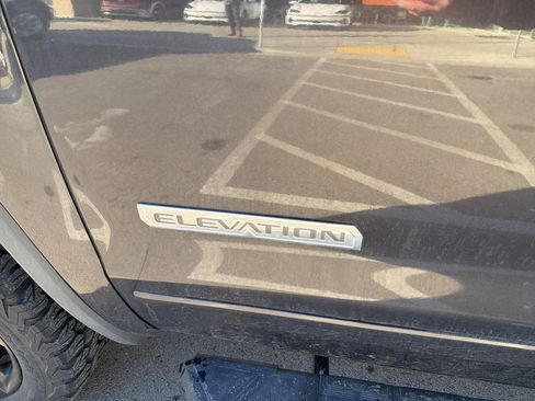 Used 2016 GMC Sierra 1500 4x4 Double Cab w/ Elevation Edition image 11