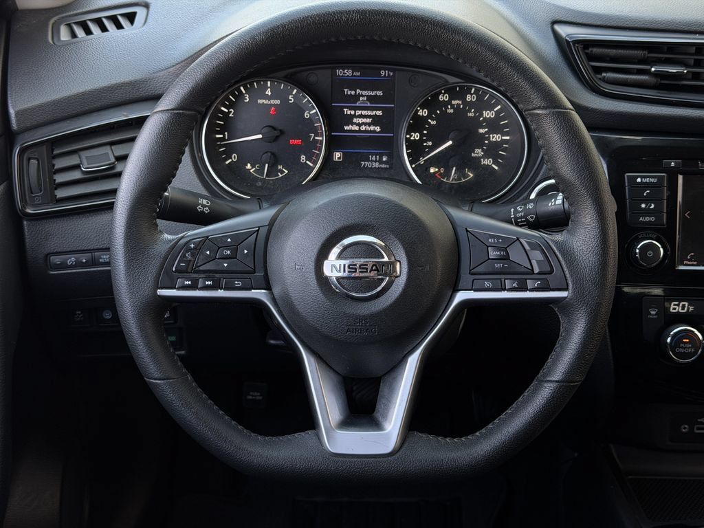 Used 2019 Nissan Rogue SV FWD image 17