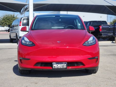 Used 2021 Tesla Model Y 2WD image 2
