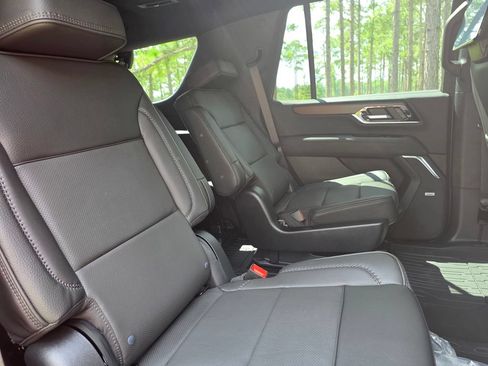 New 2026 GMC Yukon Denali w/ Advanced Technology Package RWD image 26