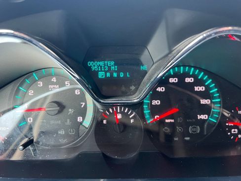 Used 2014 Chevrolet Traverse LT FWD image 39