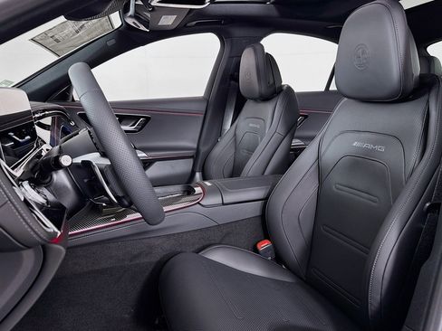 New 2026 Mercedes-Benz E 53 AMG e 4MATIC Sedan image 16