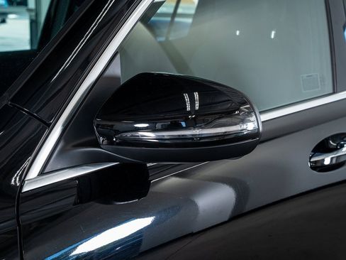 Used 2023 Mercedes-Benz EQB 350 4MATIC SUV w/ Exclusive Package image 22