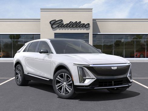 New 2025 Cadillac Lyriq Luxury image 40